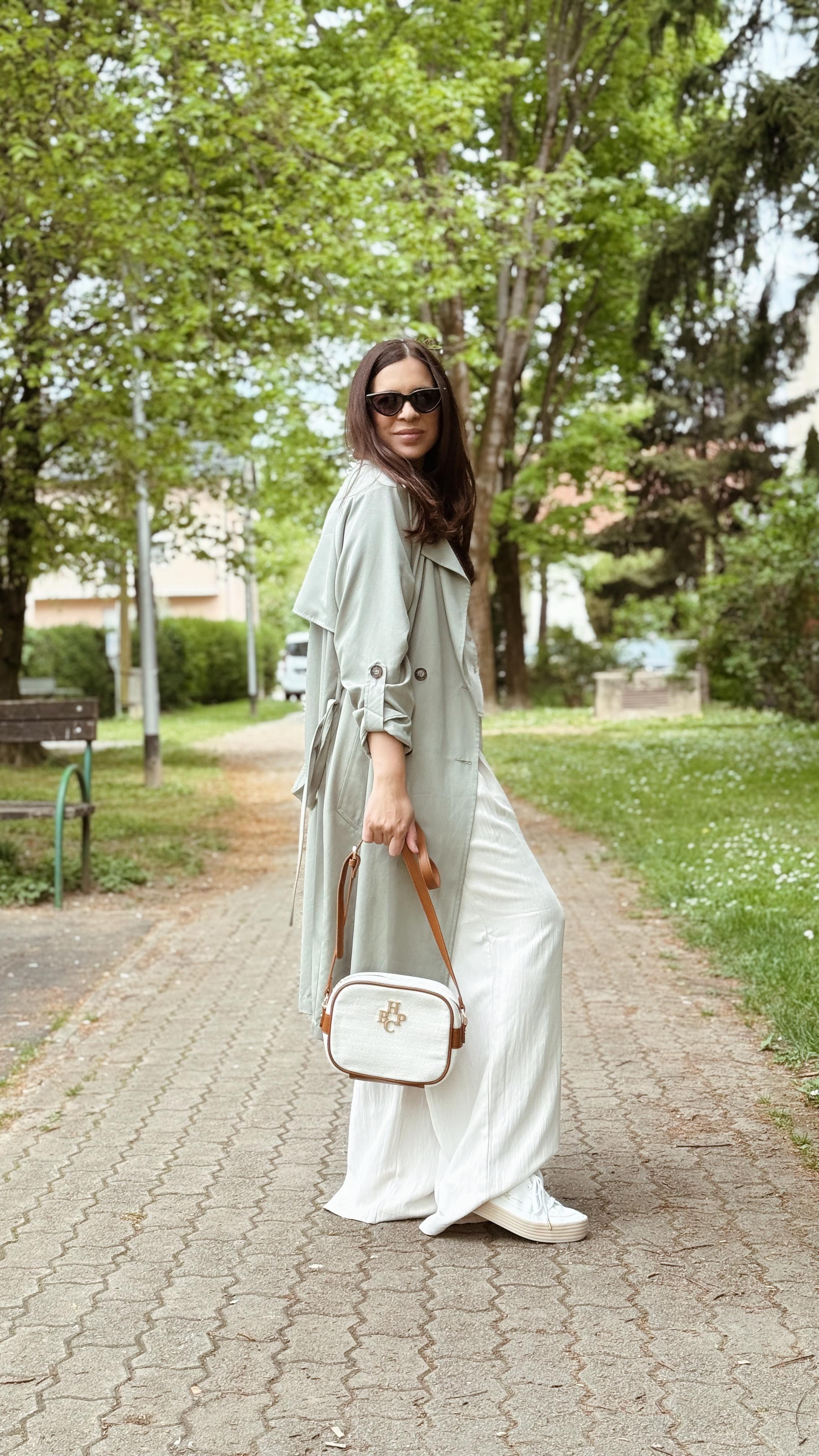 Instagram post by @ninasliskovicgoles for CCC. Caption reads: Beverly Hills Polo Club tenisice i torbe iz....