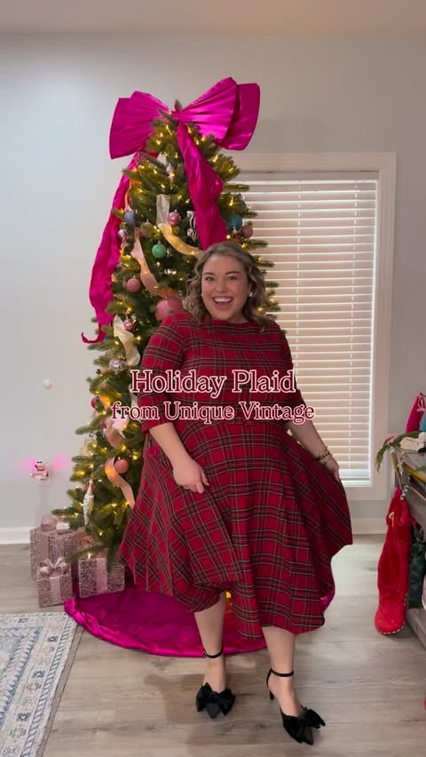 Instagram post by @theoliviaphillips for Unique Vintage. Caption reads: [...] | Perfect Christmas plaid looks from....