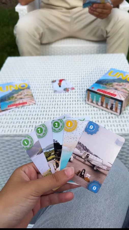 Instagram post by @moha.bgrn for Unobravo. Caption reads: Make every game night feel like a vacation. ​

The....