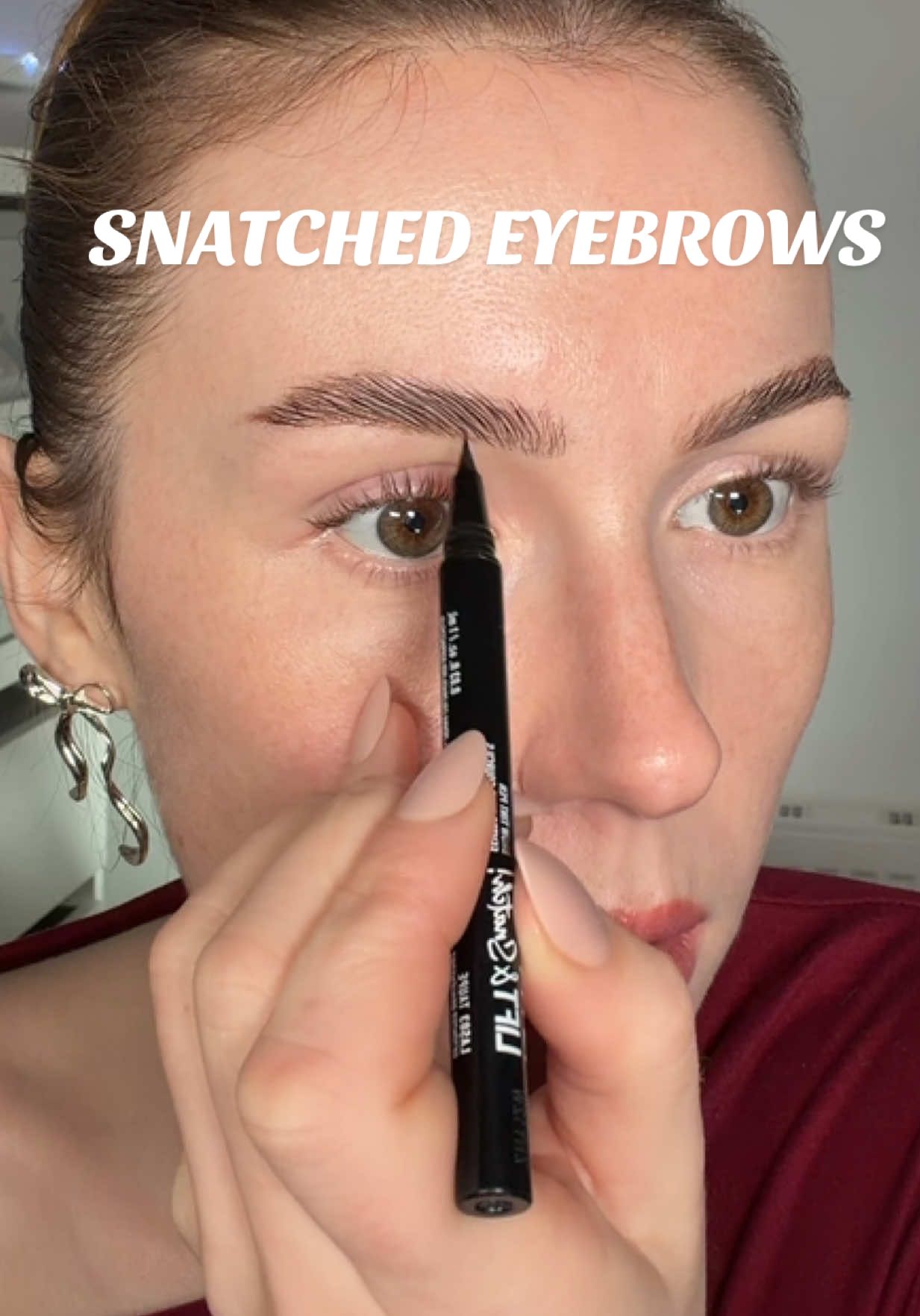 TikTok post by @rebmckillop for Jecca Blac. Caption reads: [...] #browtutorial #brows #fluffybrows @Jecca....