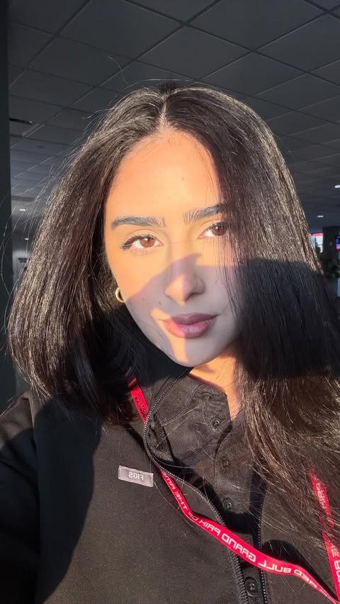 Instagram post by @pamelaivettepg for CHI Haircare. Caption reads: [...] one for my hair!✨ You did this @chihaircare....