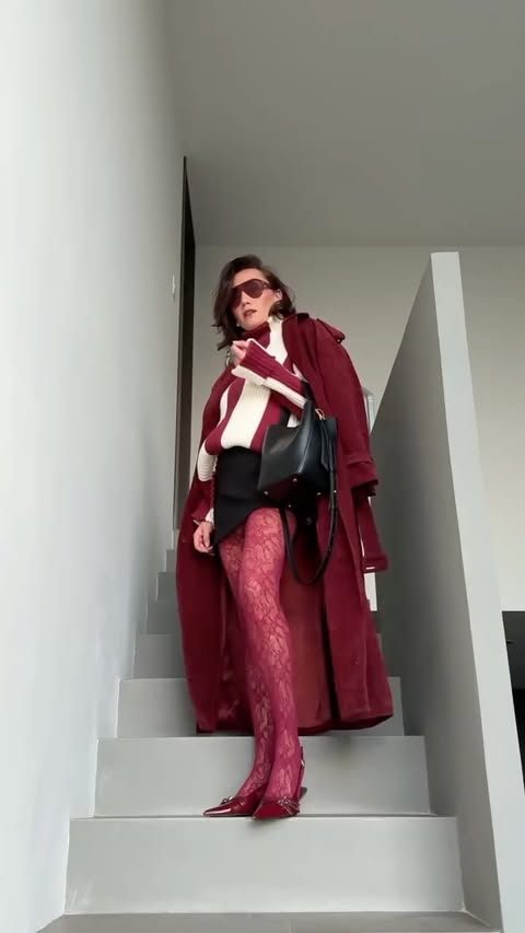 Instagram post by @mai_cqp for THE COMMENSE. Caption reads: @commense.official | Discount Code: mai_cqp_12....