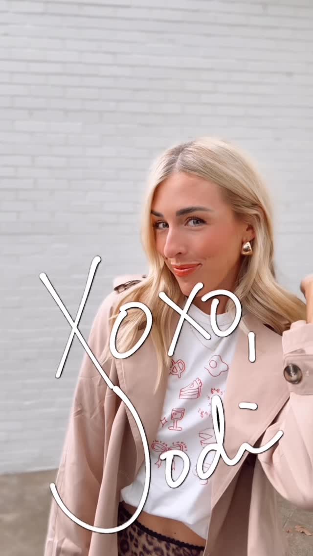 Instagram post by @thejodismith for 12th Tribe. Caption reads: 🐆 RARRrring into the weekend with all these fit....