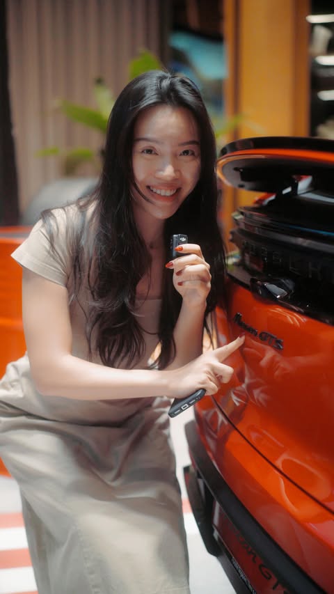 Instagram post by @geargirlsg for Porsche. Caption reads: [...] This is the all-new Macan GTS ❤️‍🔥....