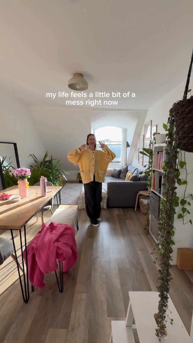 Instagram post by @sara_healthful for Alpro. Caption reads: [...] cutest pop up is currently in Shoreditch....