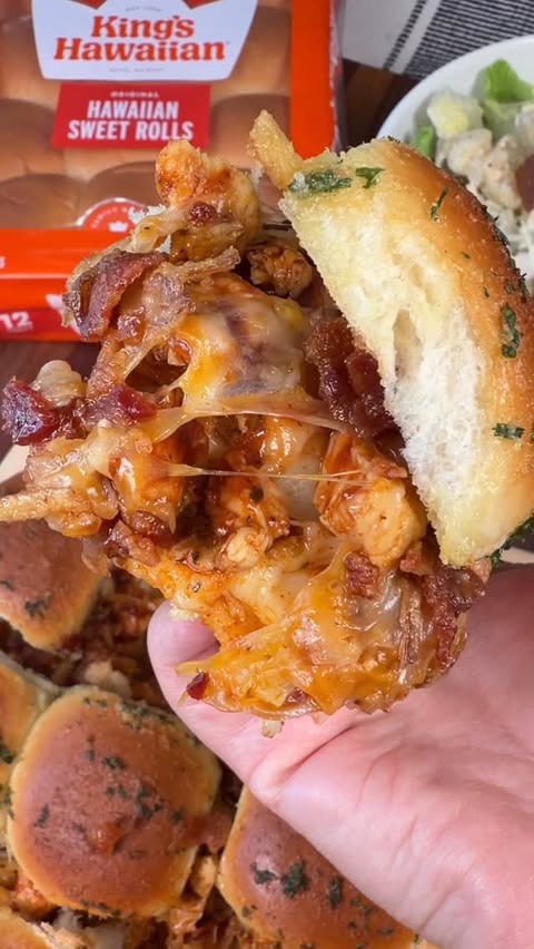 Instagram post by @cookinginthemidwest for KING'S HAWAIIAN. Caption reads: [...] BBQ Chicken Sliders made with @kingshawaiian....