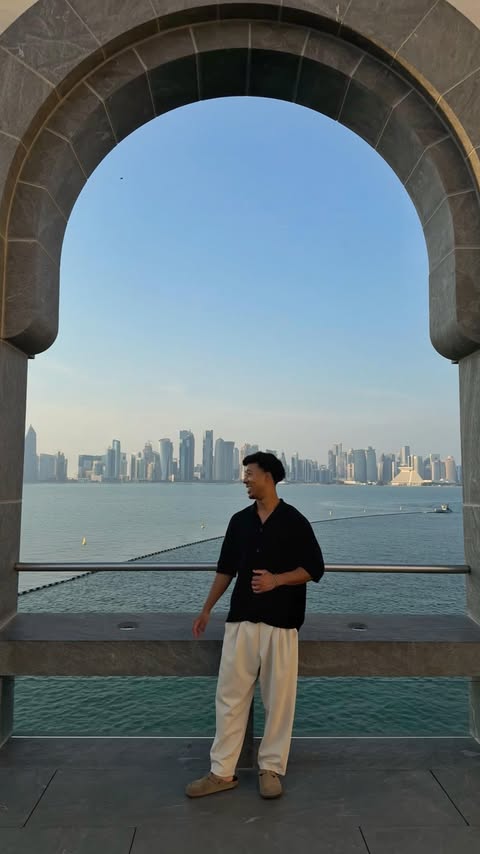 Instagram post by @jesseogn for Visit Qatar. Caption reads: I’m not good with cold weather, so I took a trip....