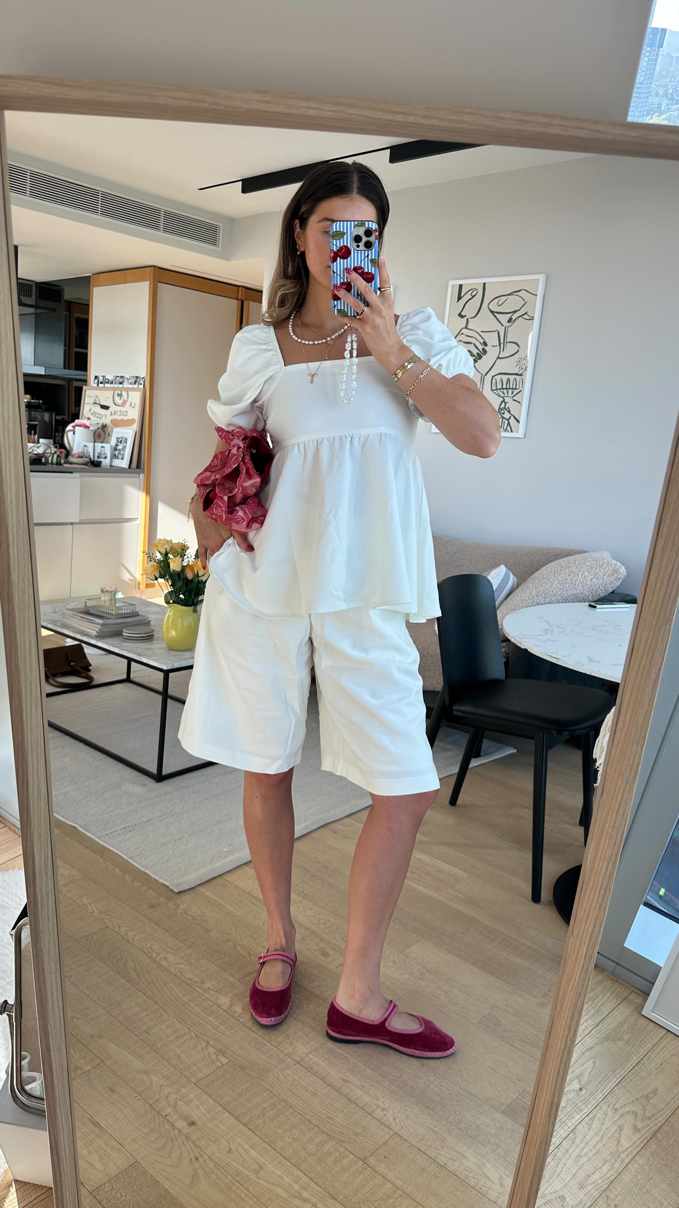 Instagram post by @tabithamy1 for Hiccup. Caption reads: [...] try on haul 🌸🌤️🌷💛

courtesy of....