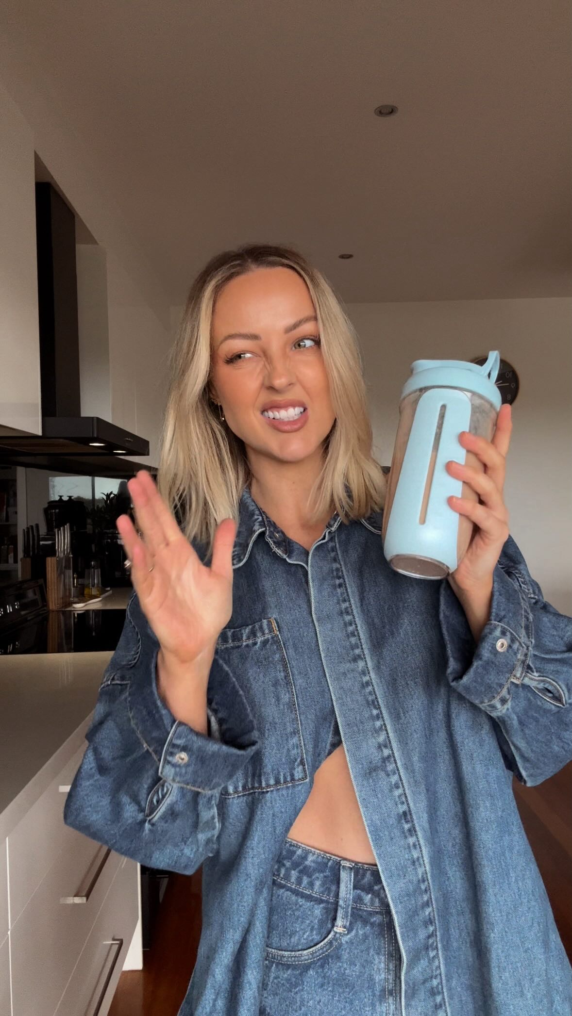 Instagram post by @rachel_de_oliveira for The Collagen. Caption reads: [...] YUMMY option instead and @thecollagen.co....