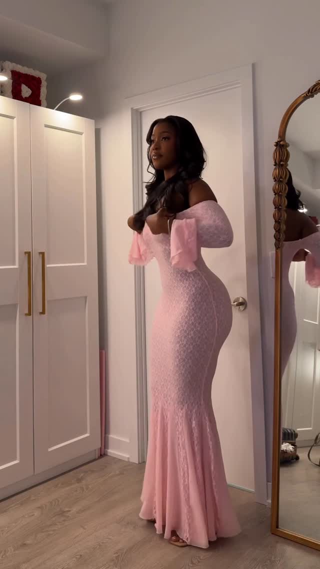 Instagram post by @monickqaf for OH POLLY. Caption reads: the dress of my dreams 🌸

@ohpolly 💕.