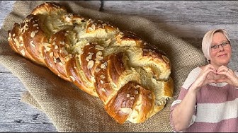 YouTube post by @Zaubernixe for Mainpunkt. Caption reads: Super fluffy braided bread 🥰 - Thermomix® TM31® /....