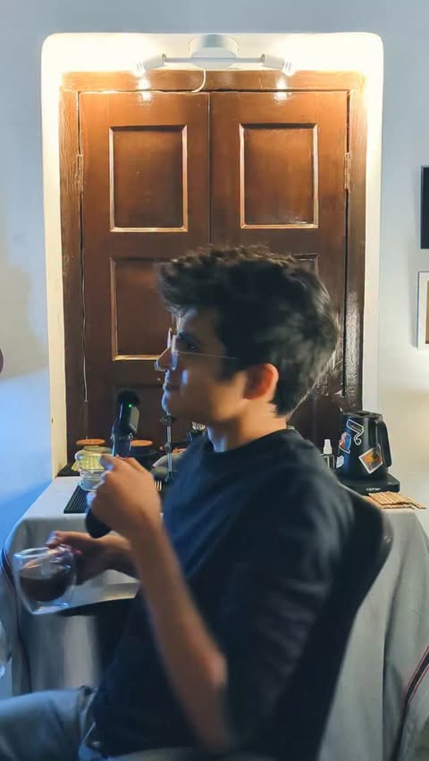 Instagram post by @thecoffeesnorter for Zomato. Caption reads: [...] it did exactly what it needed to do. ❤️....