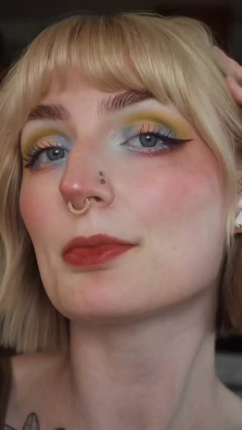 Instagram post by @jessicacdoesmakeup for about-face beauty. Caption reads: [...] @tetherjewelry 💚 products used:....