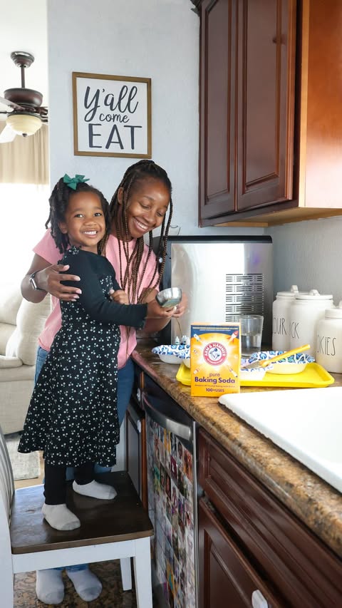 Instagram post by @missporsha for Arm & Hammer. Caption reads: I’ve partnered with Arm and Hammer Baking Soda to....
