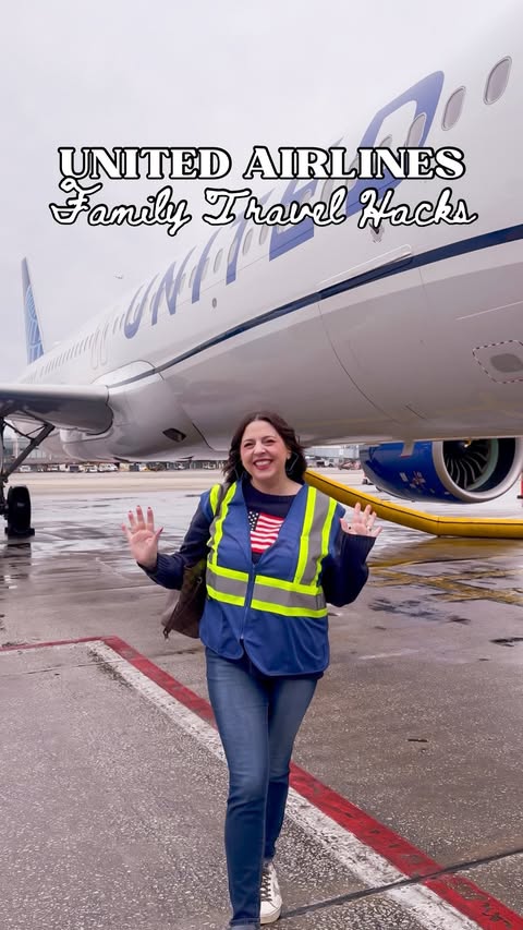 Instagram post by @itsabbysworldafterall for United Airlines. Caption reads: Spring Break travel with kids doesn’t have to be....