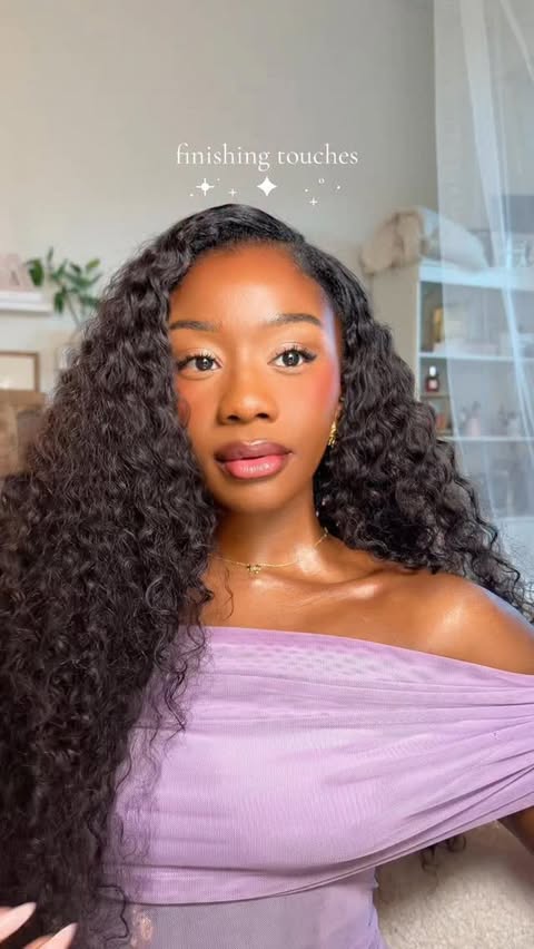 Instagram post by @abakasante for Kosas. Caption reads: glowing goddess vibes for tonight!! 
@kosas shiny....