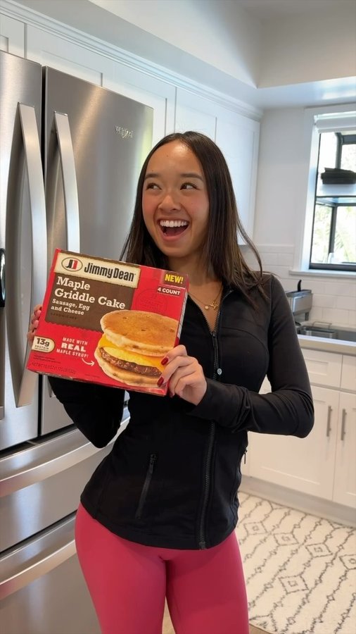 Instagram post by @nicolelaeno for Jimmy Dean. Caption reads: Jimmy Dean® Maple Griddle Cakes are perfect for....