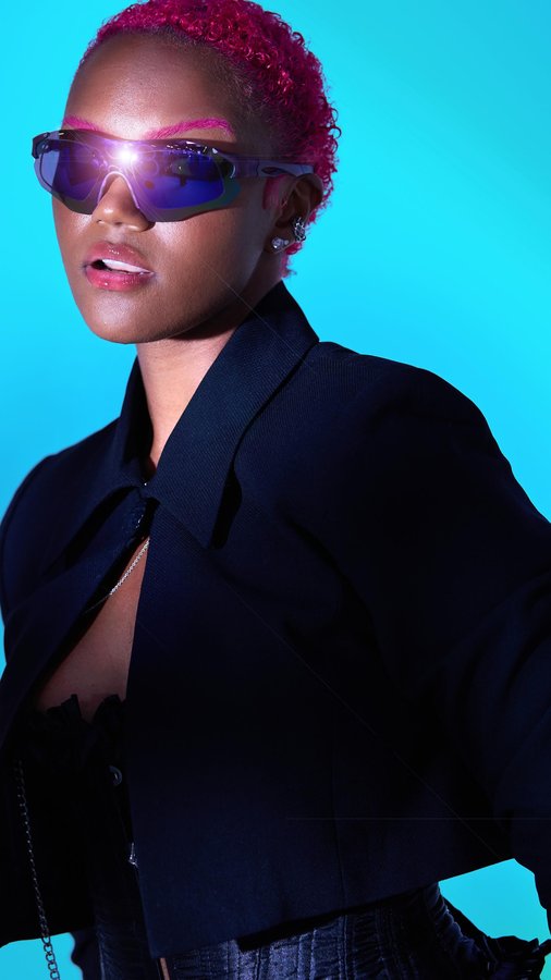 Instagram post by @carlitalandrum for Zenni. Caption reads: @zennioptical has some of my favorite glasses. I....