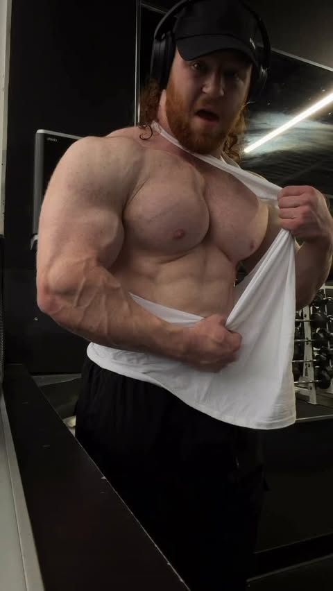 Instagram post by @_olayo_legend for Hosstile. Caption reads: [...] by them 🥹

CODE: OLAYO10 for anything....