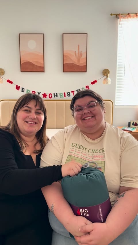 Instagram post by @malleyinlove for Big Fig Mattress. Caption reads: New year, new sheets! #gifted by @bigfigmattress....