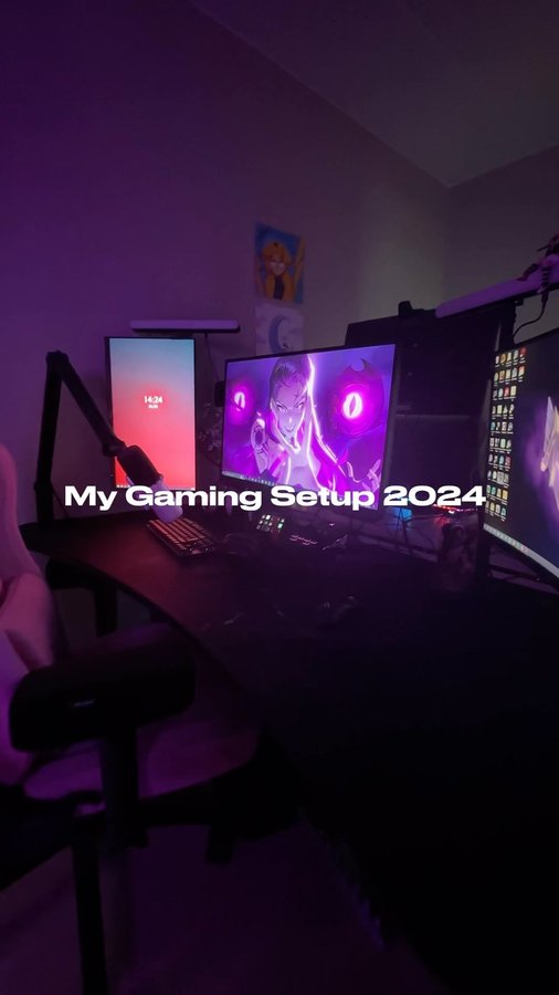 Instagram post by @pianotoy for Arozzi. Caption reads: I really like Nezuko if you can’t....