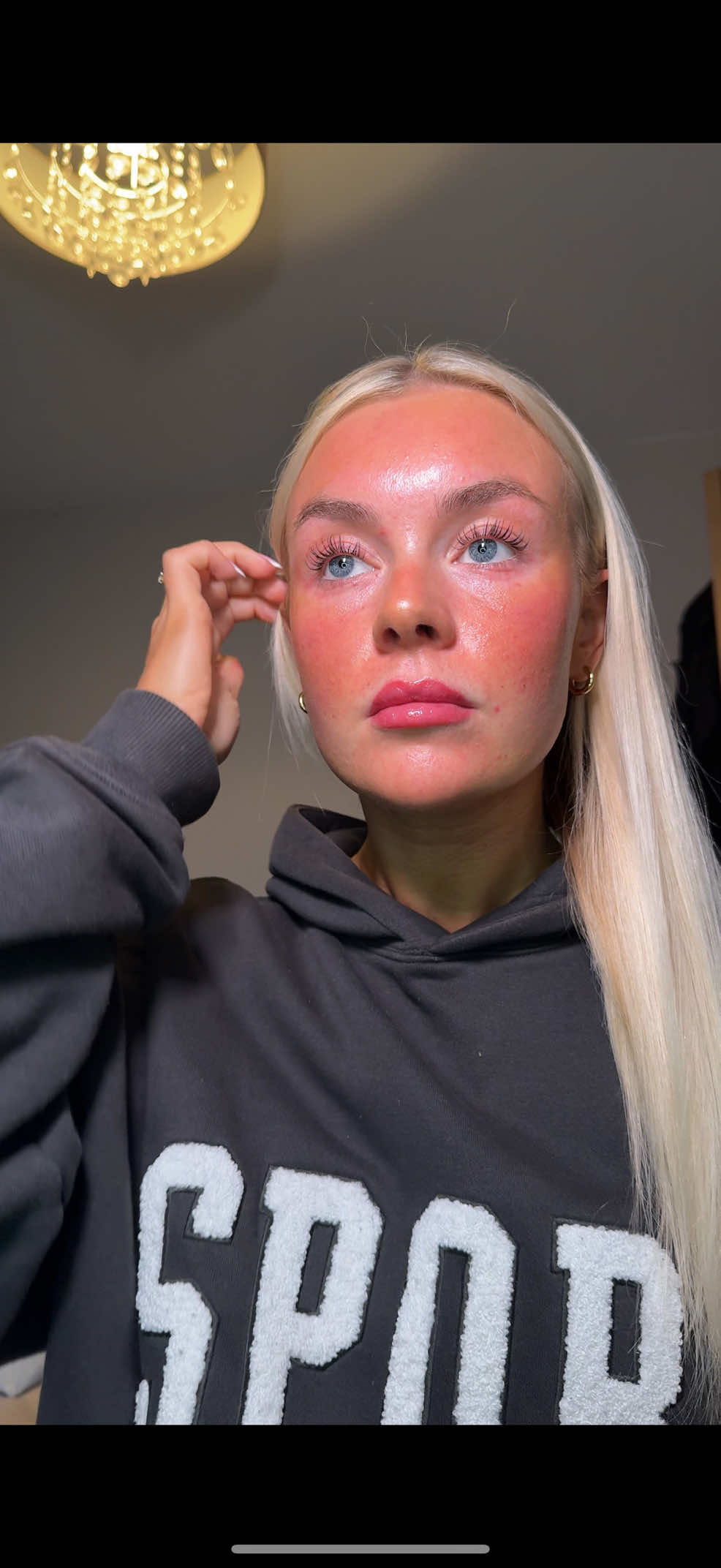 TikTok post by @laurenjwhelan for Jecca Blac. Caption reads: [...] with fresh Brow Lamination!! 🤩🤩🤩 @Jecca....