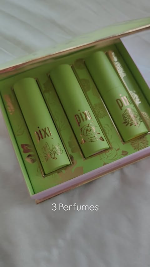 Instagram post by @miittocador for Pixi Beauty. Caption reads: Una vez más, @pixibeauty me vuelve a sorprender 💚....