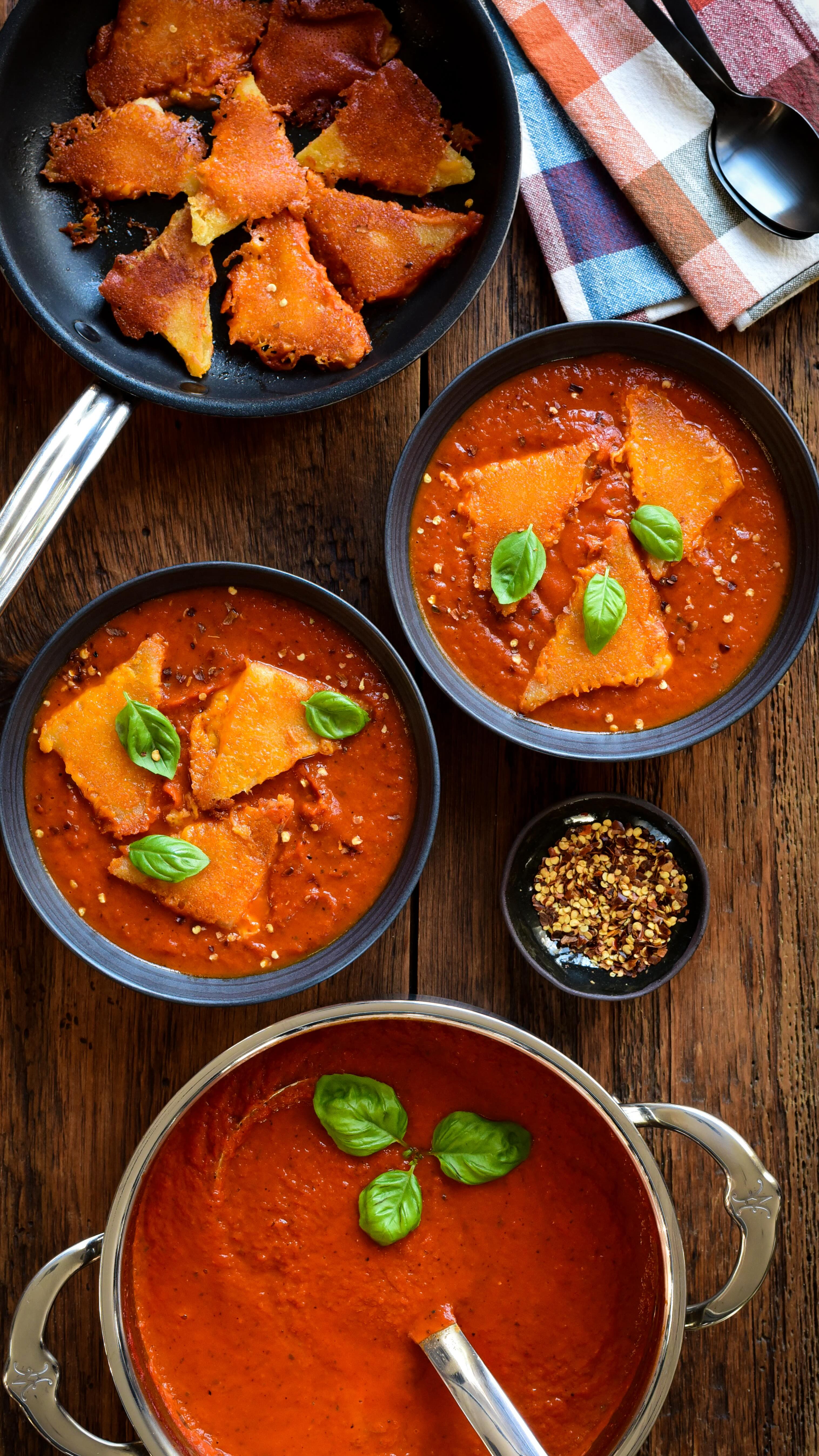 Instagram post by @zimmysnook for Hedley & Bennett. Caption reads: The best grilled cheese and tomato soup....