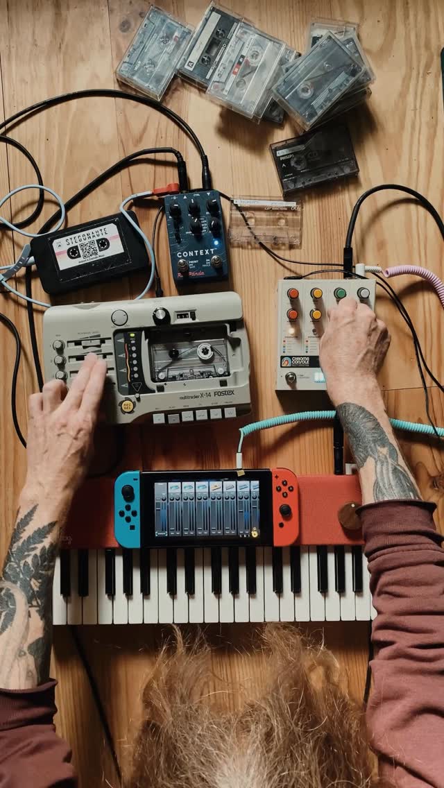 Instagram post by @stegonaute for Loog Guitars. Caption reads: @loogguitars sent me this adorable little piano,....