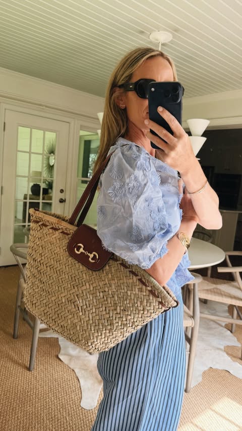 Instagram post by @lwilliamsstyle for Mango. Caption reads: Comment LOVE for the look! head to toe mango....
