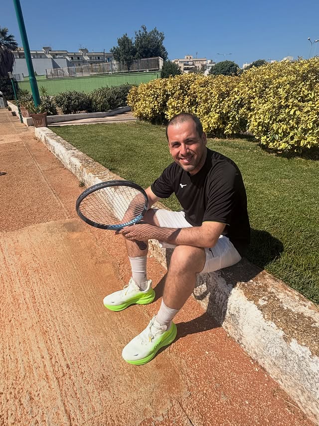 Instagram post by @_carrozz for Onemix. Caption reads: [...] pazzesca la nuova collezione tennis di....
