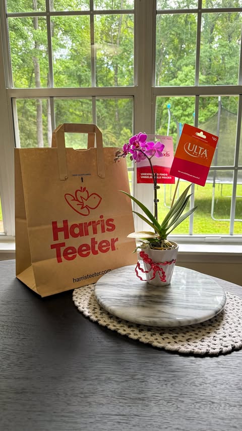 Instagram post by @spousesproutsme for Harris Teeter. Caption reads: [...] Earning fuel points on gift cards at....