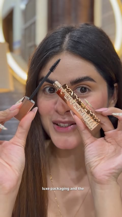 Instagram post by @nik.b.makeupbar for Insight Cosmetics. Caption reads: || Insane Mascara for Rs 200/- only || 🥹🫶🏻♥️....