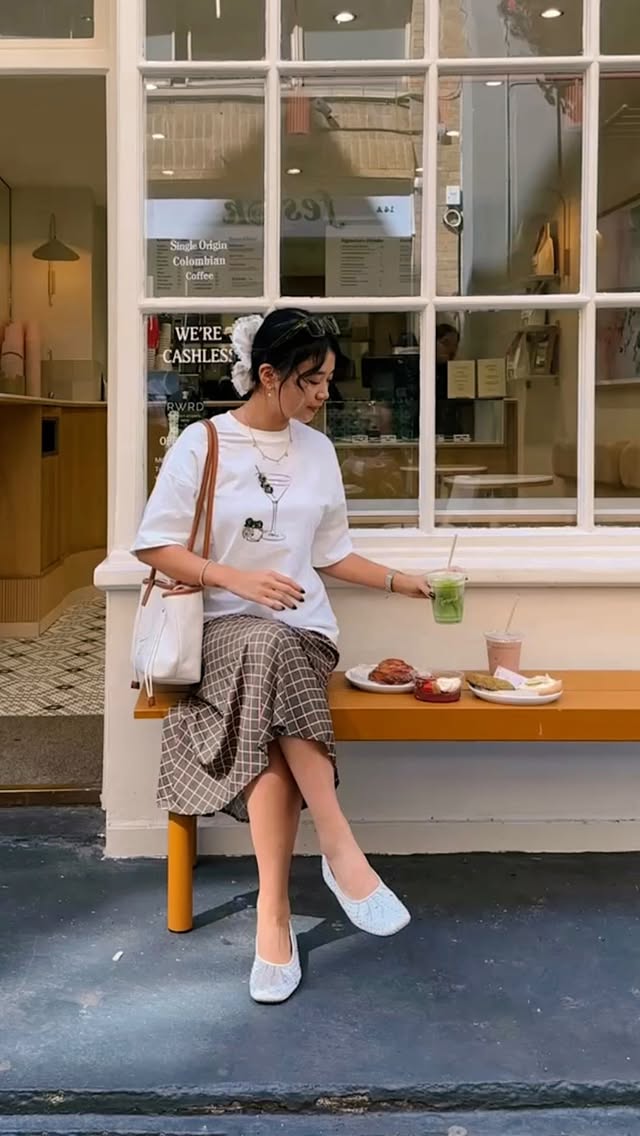 Instagram post by @chantelle_pang for Morena London. Caption reads: [...] #marylebone #londonfoodies #morenalondon.