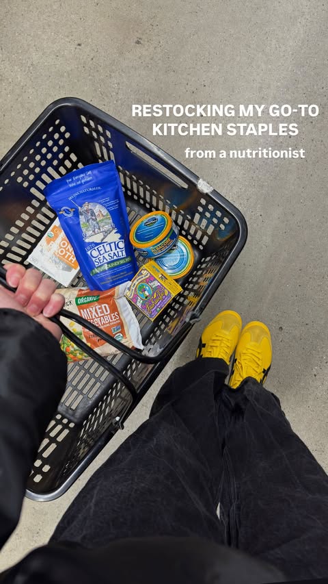 Instagram post by @clairethenutritionist for Celtic Sea Salt. Caption reads: [...] favorite staples are: 1. @celticseasalt Fine....