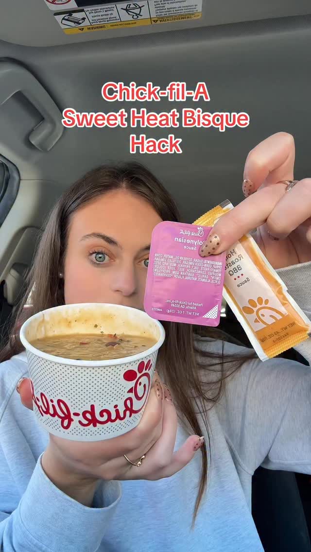 Instagram post by @sarahmargareteats for Chick-fil-A. Caption reads: Chick-fil-A Sweet Heat Bisque Hack....