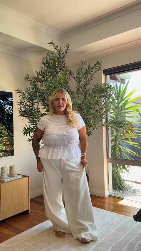 Instagram post by @_summahrae for Princess Polly. Caption reads: [...] use my code SUMMAHXO

#pp_partner....