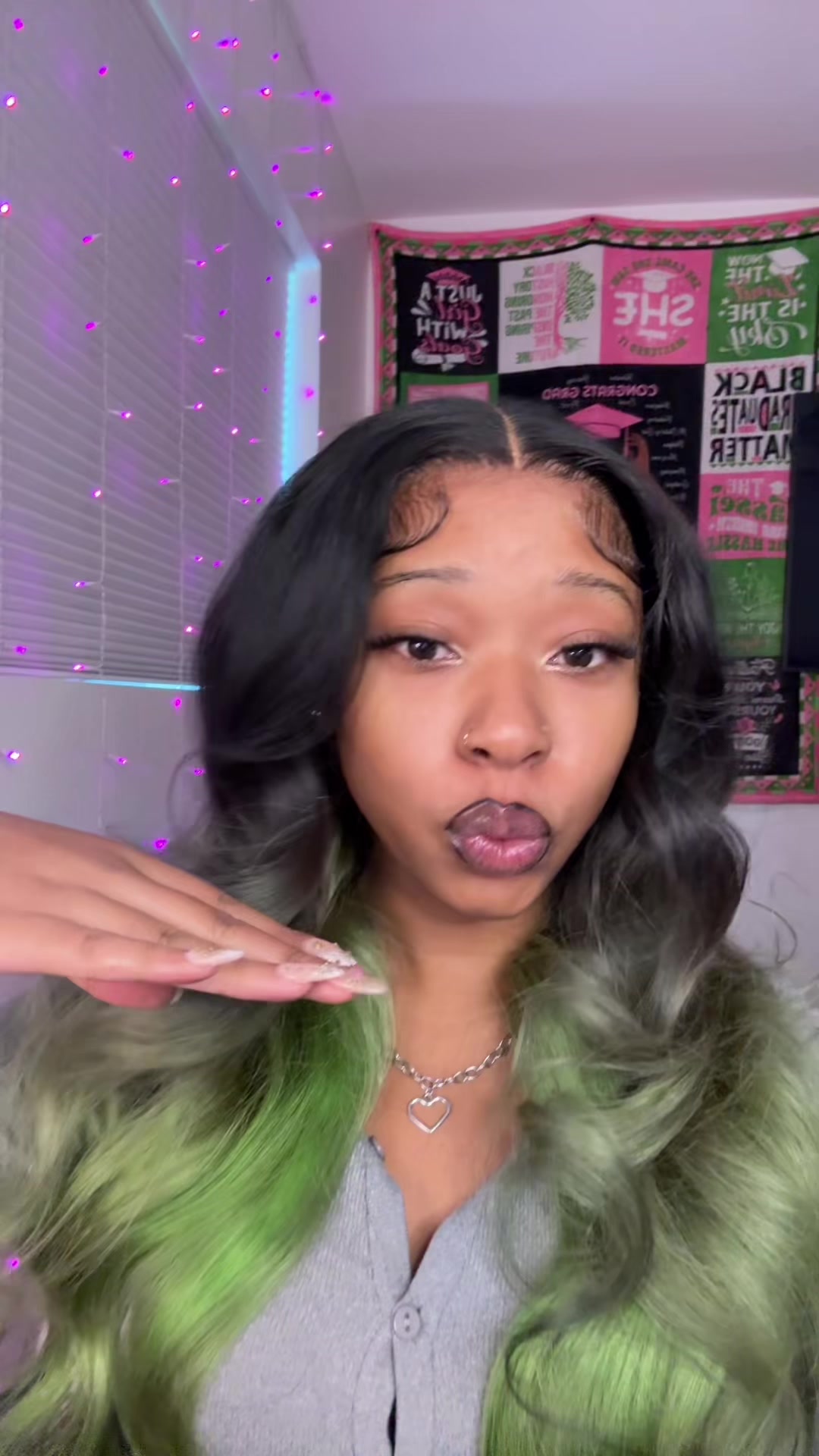 TikTok post by @shanayabaee for ITODAY Hair. Caption reads: Wig from @ITODAY Hair 😚😚😚. #wigtok #haircolor.