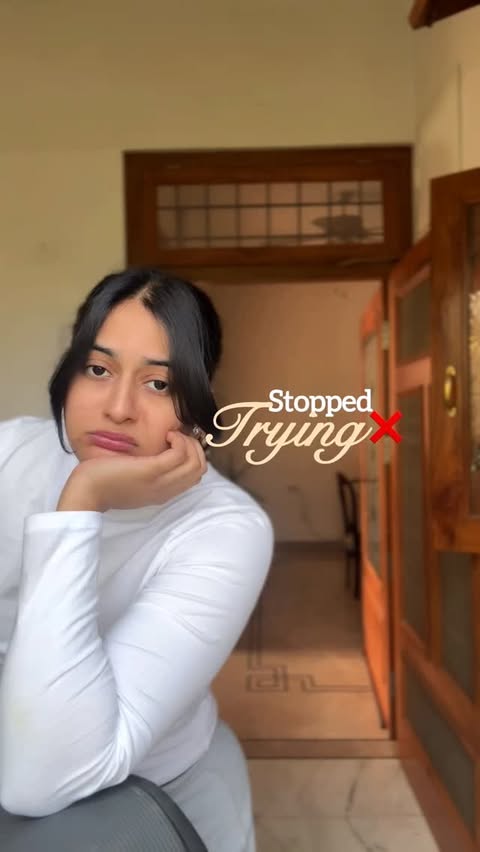 Instagram post by @sohaa.__.ly for Novology. Caption reads: If the skin is happy, I’m happy. @novologyofficial....