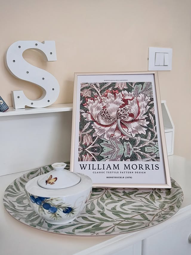 Instagram post by @ladyessegici for Poster Store. Caption reads: Famous artist Poster Store William Morris -....
