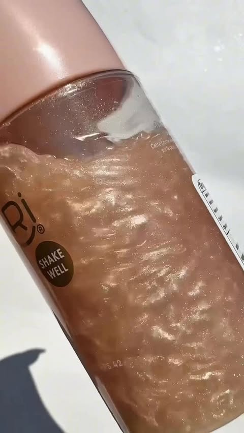 Instagram post by @beauty_by_uneeba for Kopari Beauty. Caption reads: [...] summer-ready in just a few sprays....