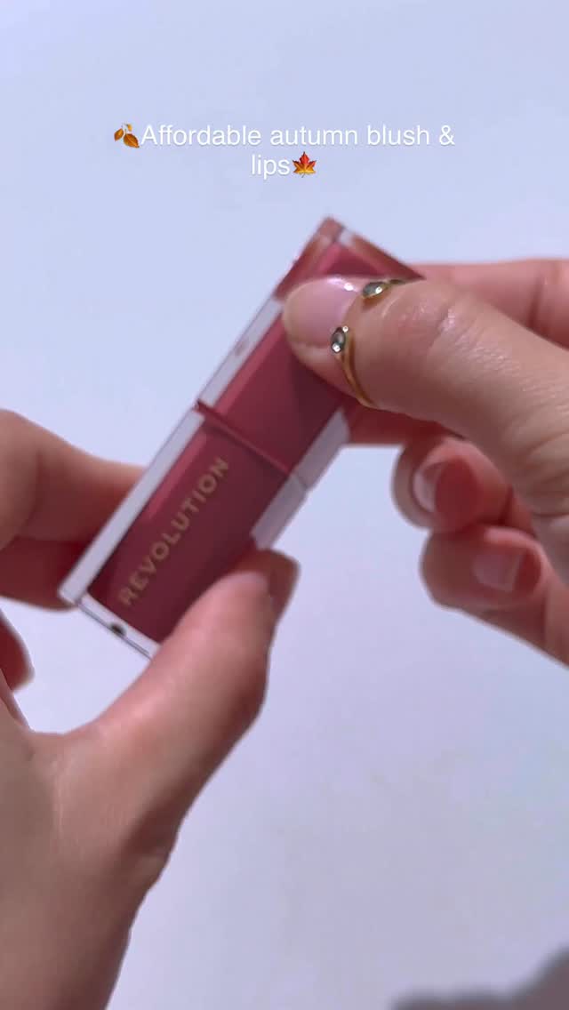 Instagram post by @marinanalha for Makeup Revolution. Caption reads: A rich affordable lip & cheek trio that works ✨

I....