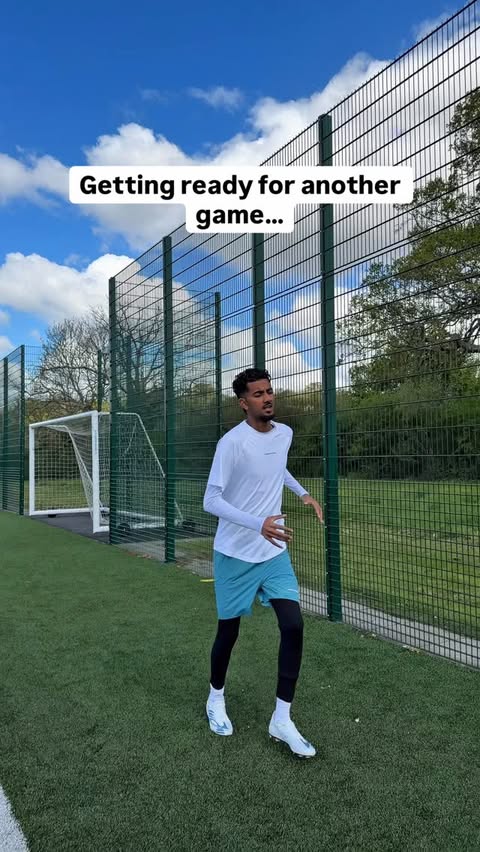 Instagram post by @zaynqf for Under Armour. Caption reads: [...] out he just wanted my boots. 😂👟....