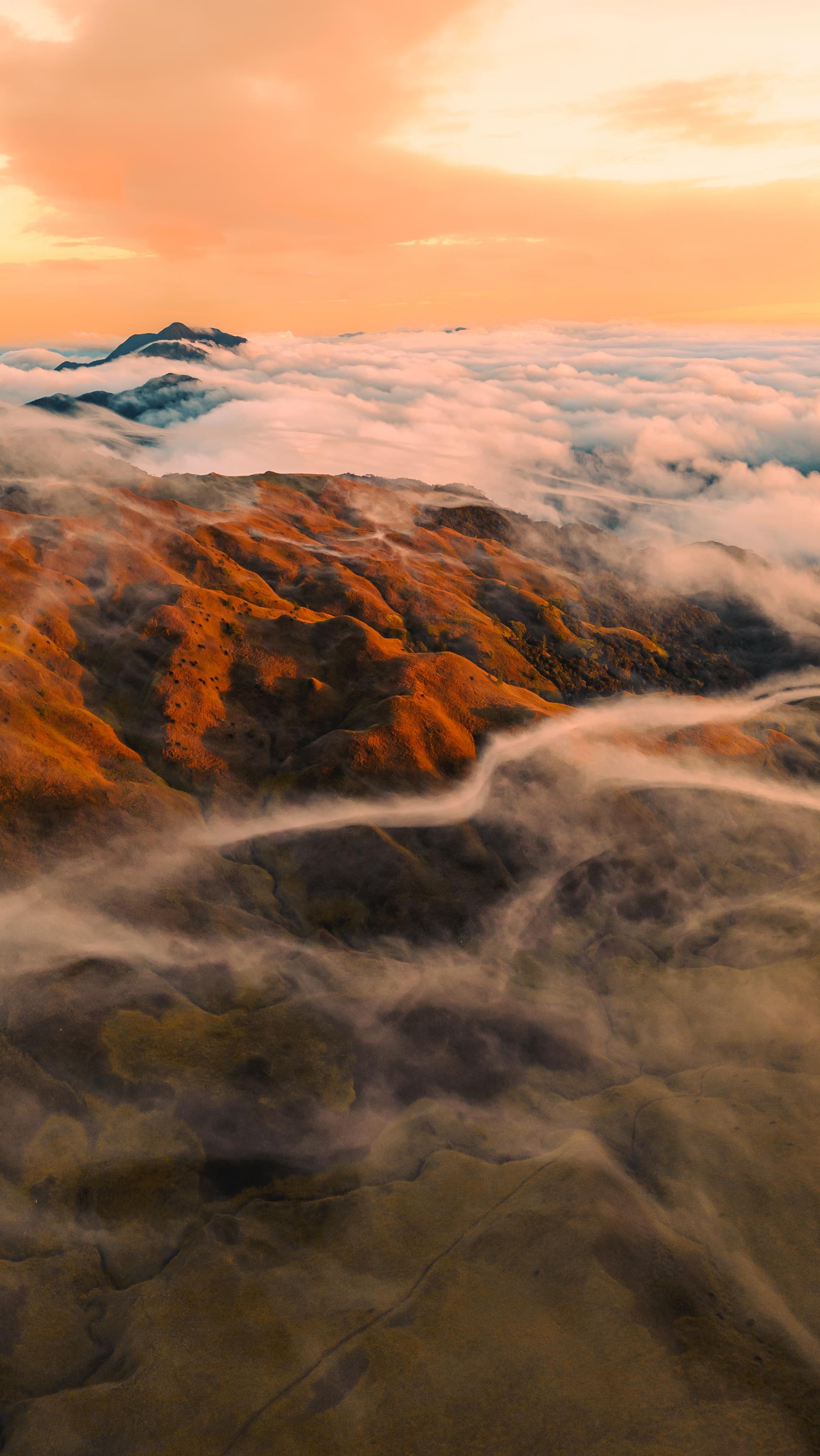 Instagram post by @nicko.stark for Condé Nast Traveller. Caption reads: 🇵🇭 Pilipinas, Maligayang Araw ng Kalayaan!

Book....