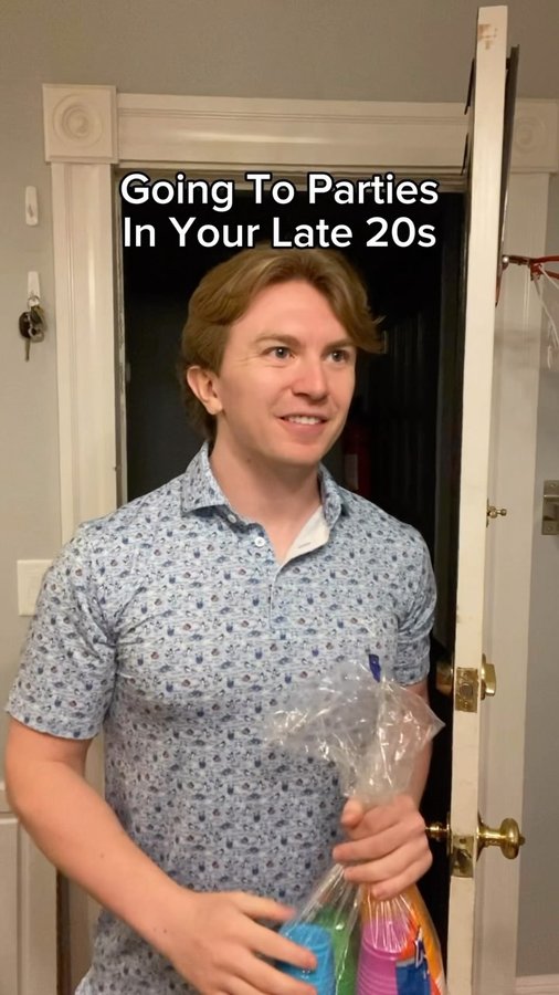 Instagram post by @fentifriedchicken for EveryPlate. Caption reads: Two wildly different conversations happening when....