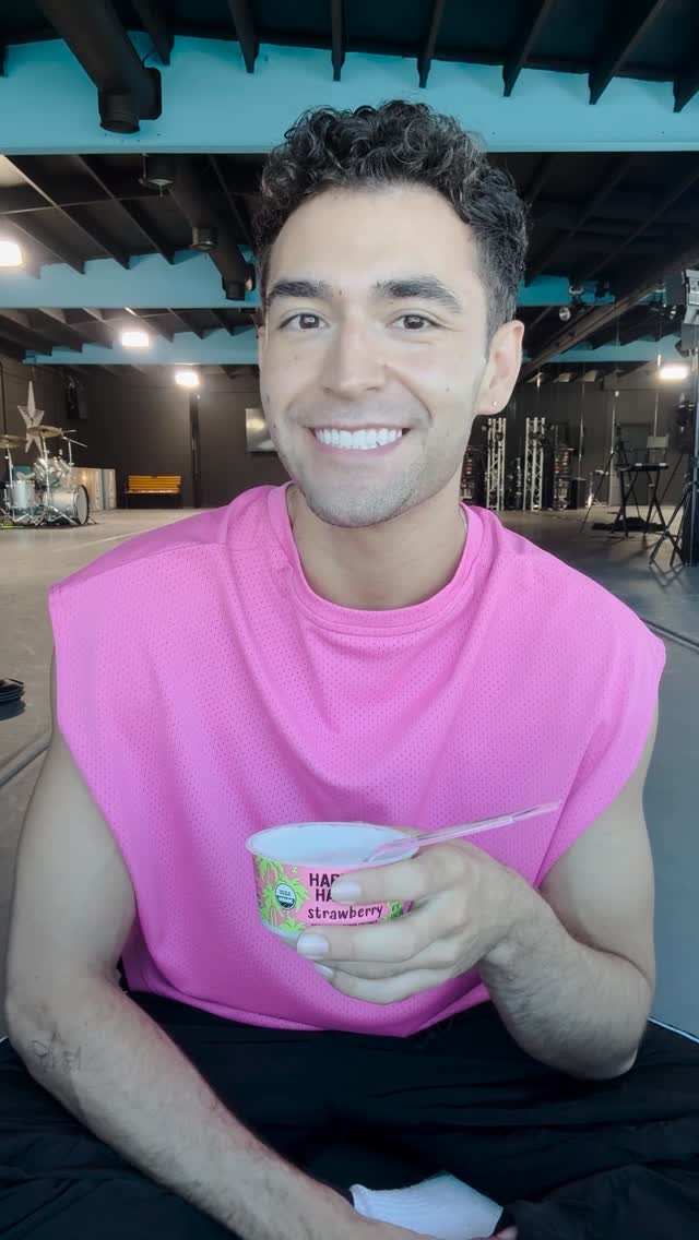 Instagram post by @ezra.sosa for Harmless Harvest. Caption reads: love our lil @harmlessharvest chats....