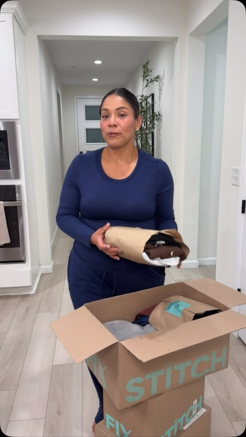 Instagram post by @ana.fitness.vsg for Stitch Fix. Caption reads: Loving my new fits from @stitchfix , perfect for....