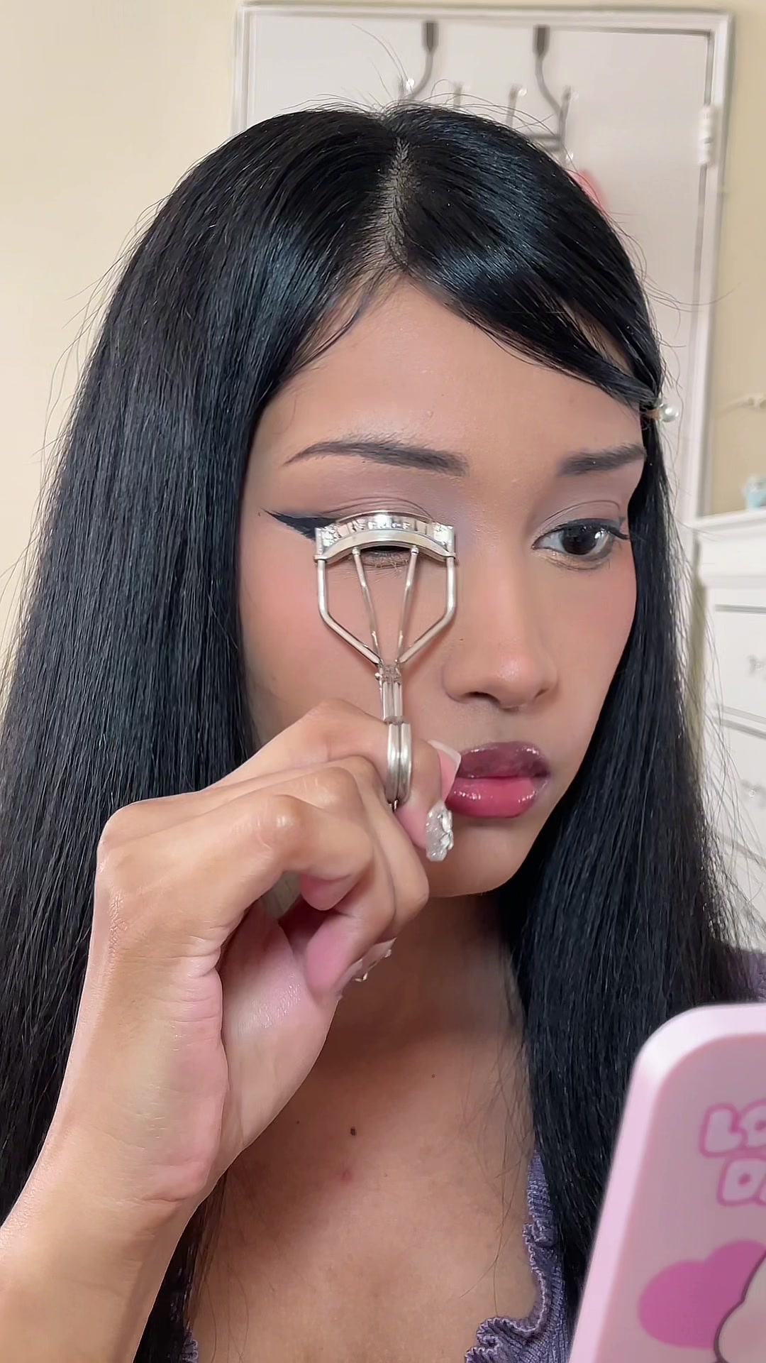 TikTok post by @teawithjelly for AiryCute Beauty. Caption reads: These lashes are so cute! From @Maxcomfi....