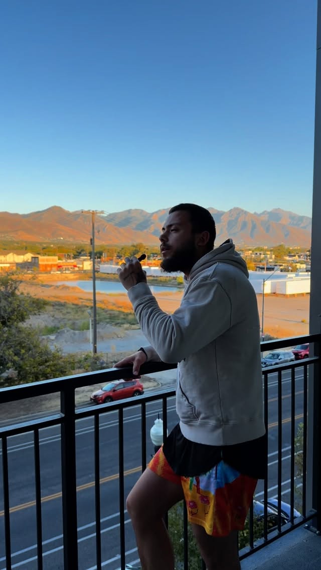 Instagram post by @carabiascristan for FlexPro Meals. Caption reads: It’s been a long time since I’ve been on a diet....