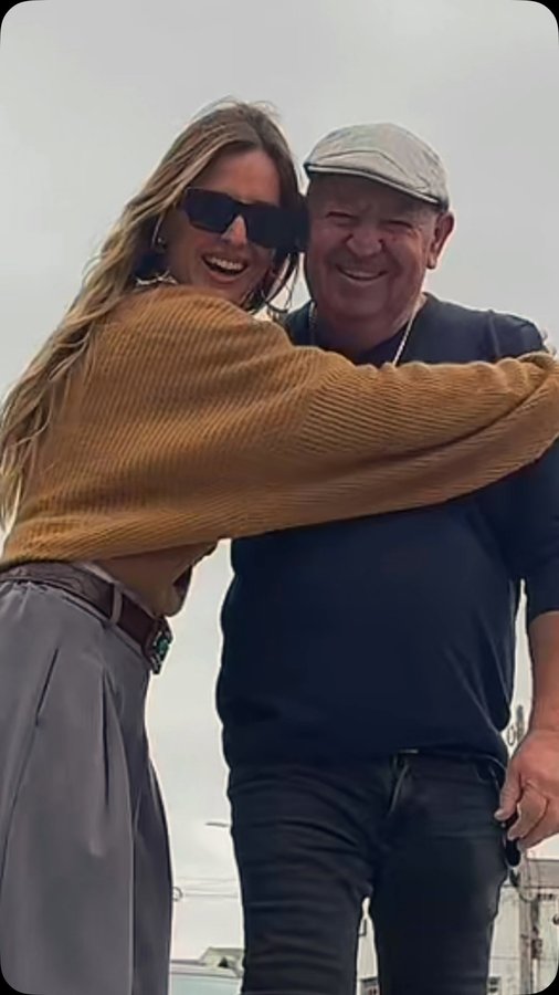 Instagram post by @madalena_abecasis for Hyundai Portugal. Caption reads: Quando tentas esconder que estás com o pito aos....